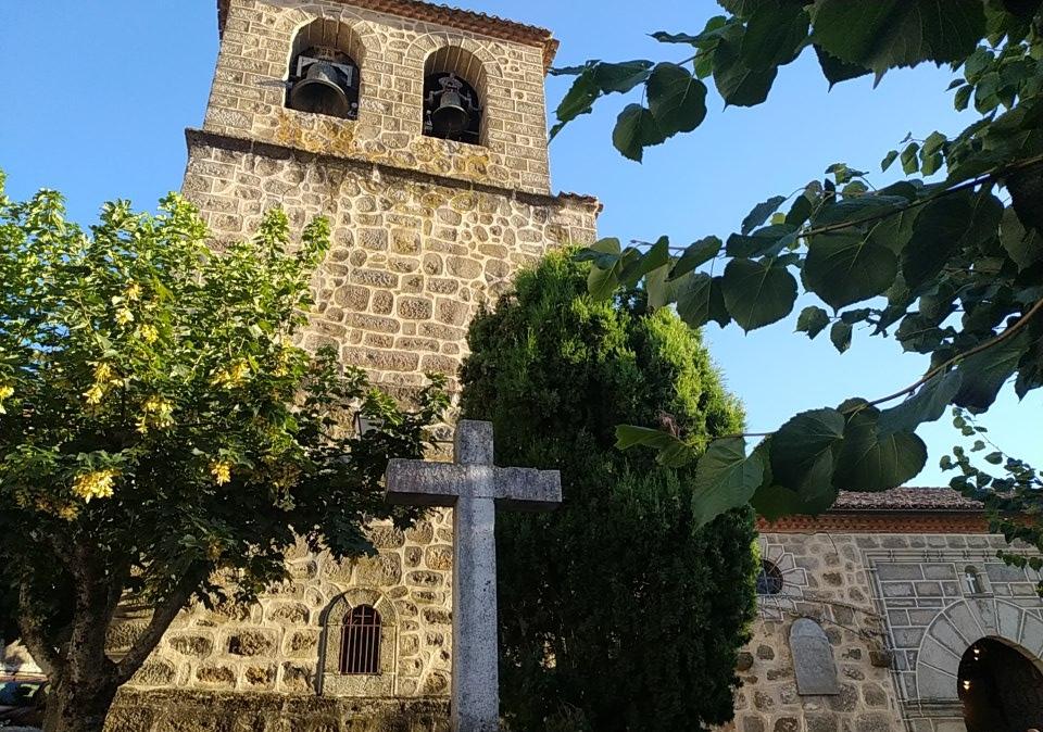 Cruz de la Iglesia de Santa Cruz del Valle